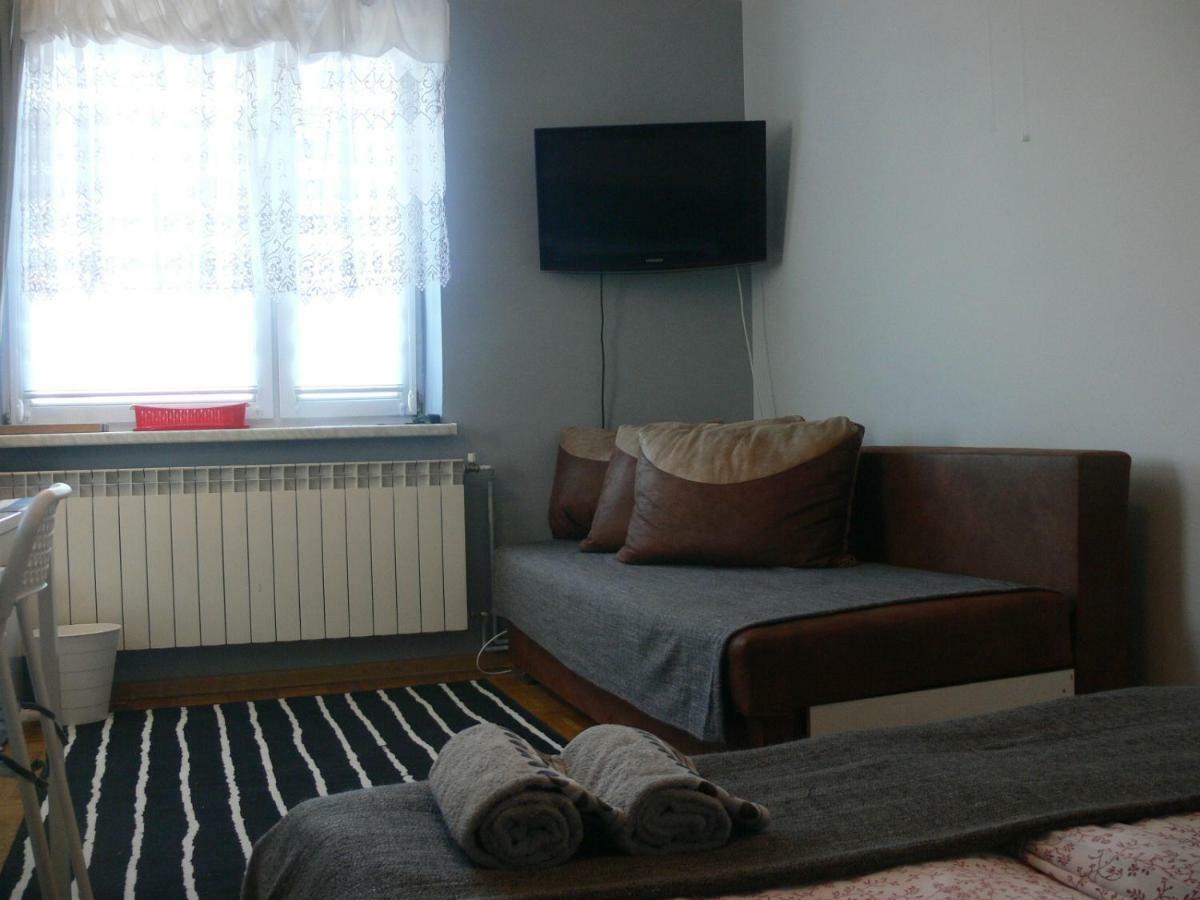 Pokój Uniejów Uniejow Exterior foto